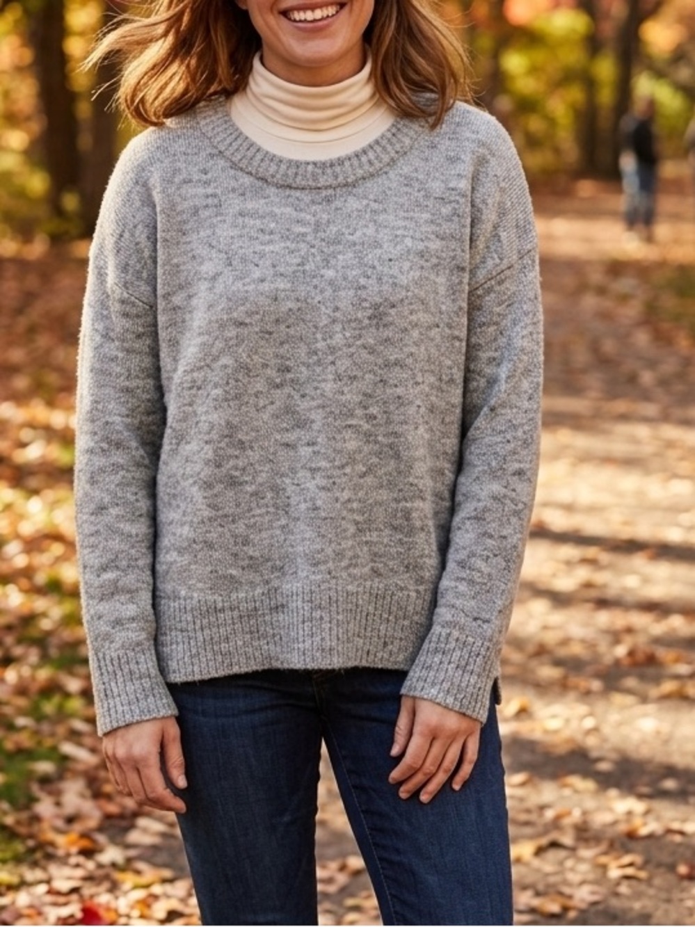 Old Navy large Light Heather Gray Crewneck Sweater poly nylon